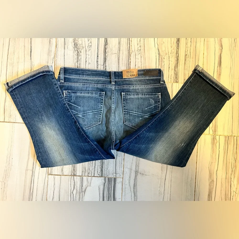 NWT BKE Buckle Jeans Harper Mid-Rise Curvy Fit Cropped Stretch Jeans - Picture 5 of 16